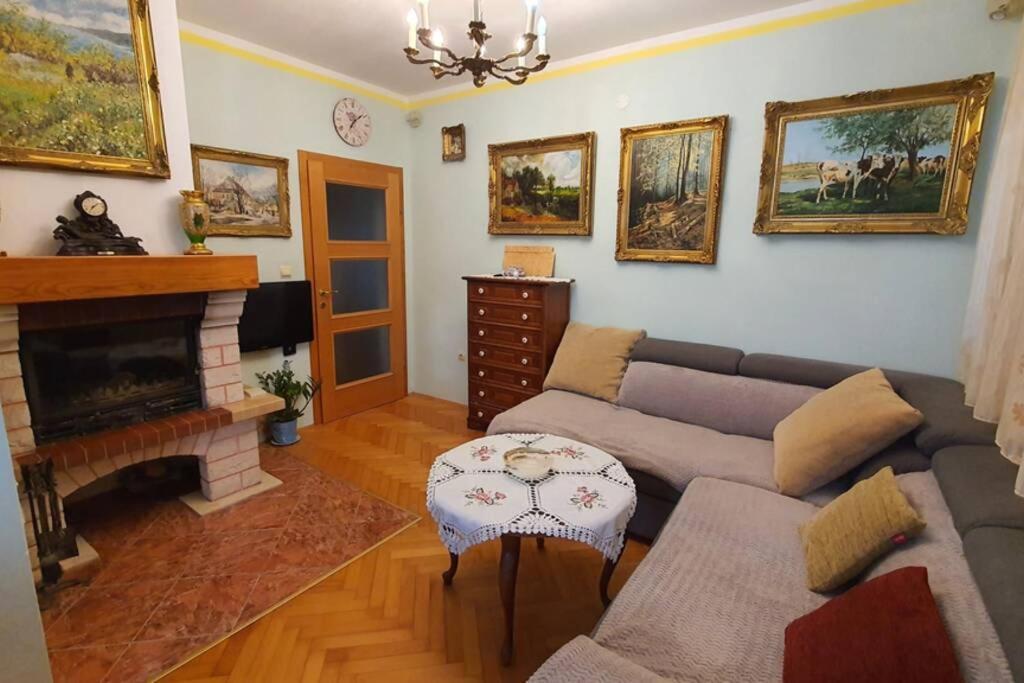 Apartment Diva Deluxe Podstrana Ngoại thất bức ảnh